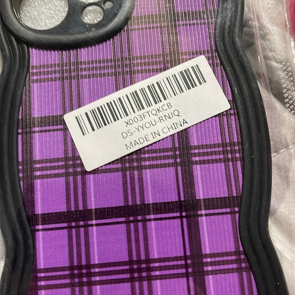 New set/2 phone cases for 15 pro max - Picture 3 of 5